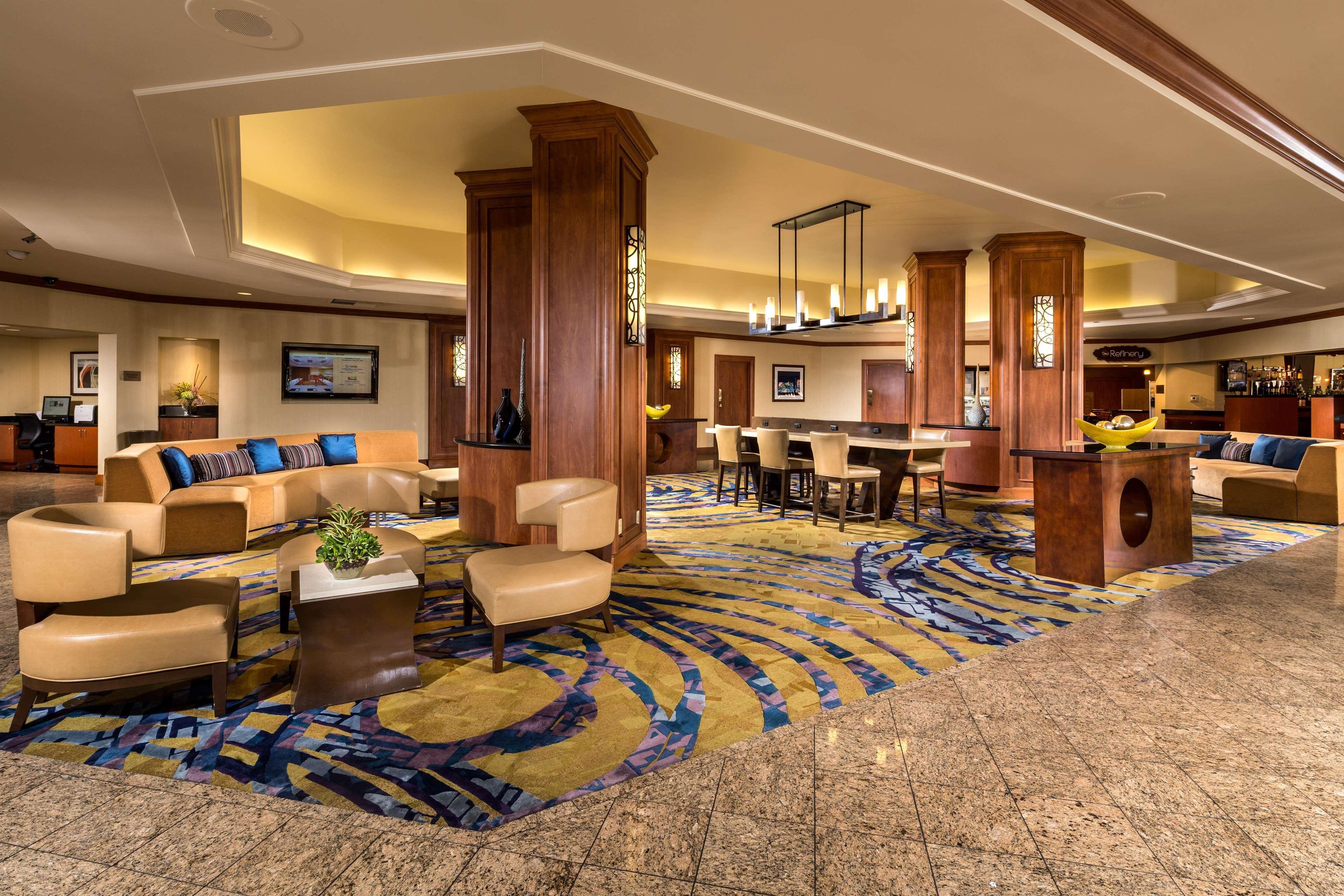 Doubletree By Hilton Carson Hotel Eksteriør billede