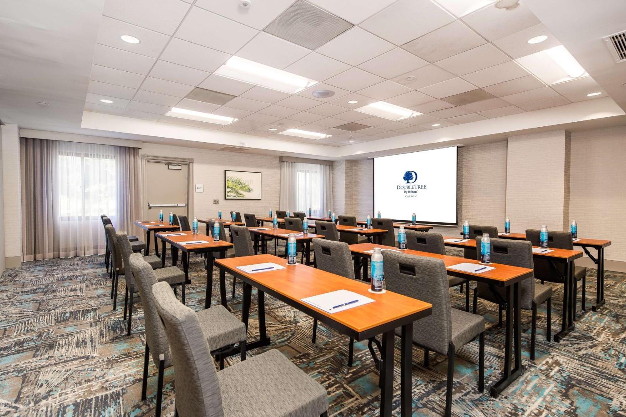 Doubletree By Hilton Carson Hotel Eksteriør billede